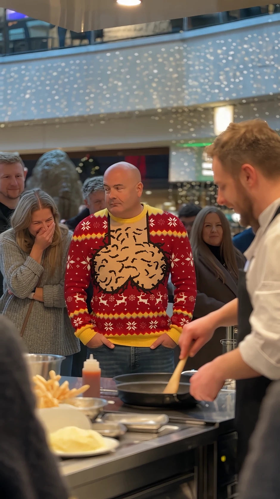 Christmas sweater scene-03